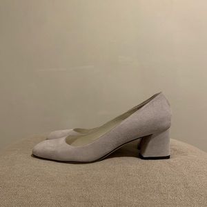 Brand new Stuart Weitzman light grey suede Marymid heels size 36.
